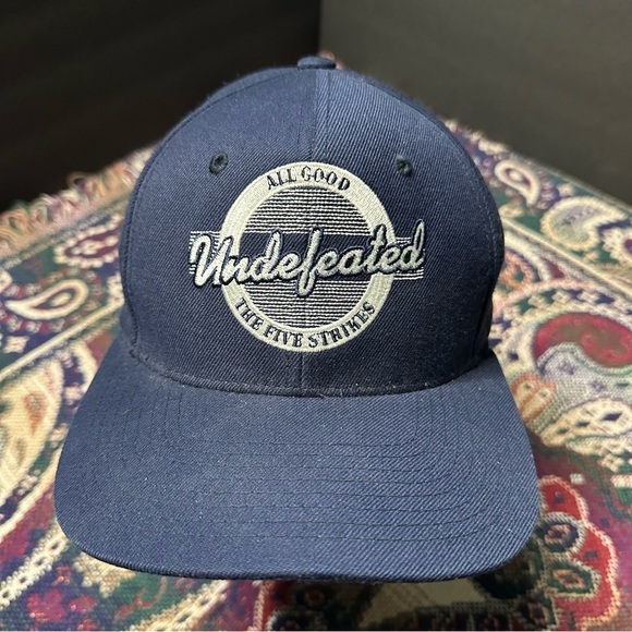 Undefeated X Starter Dark Blue Snapback Hat OSFA - Picture 2 of 7